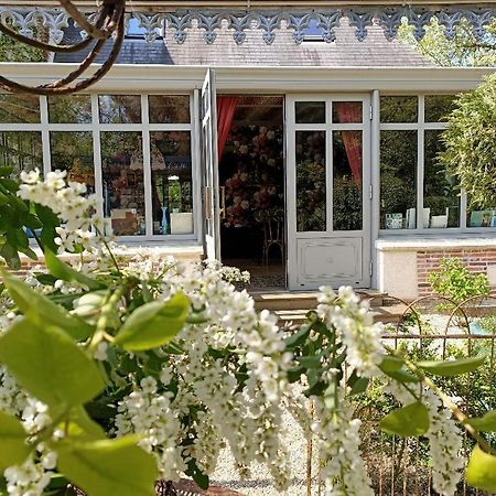 香水紫罗兰住宿加早餐旅馆 Fourneville 外观 照片